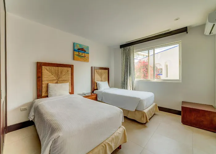 Pueblito Escondido 4*